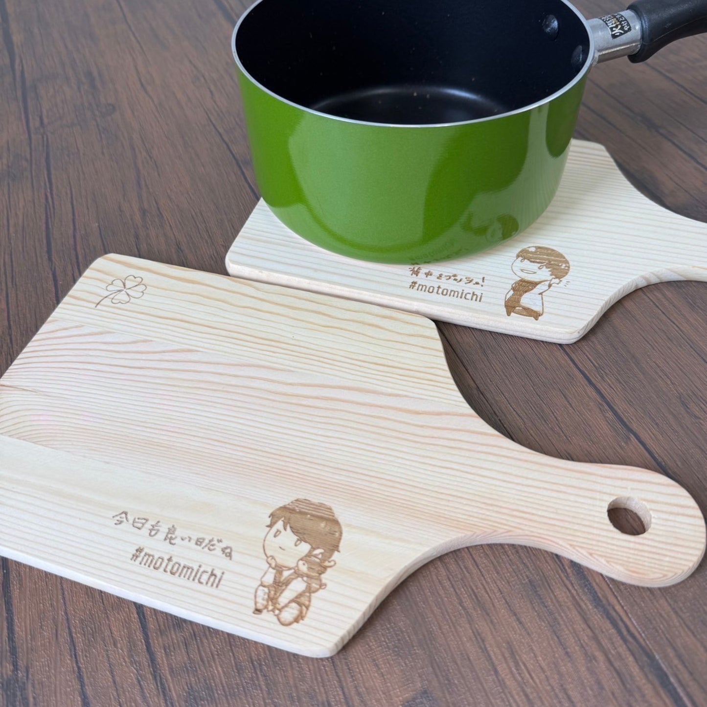 もっくんの木製マルチボード(もっくんとシカ太郎)